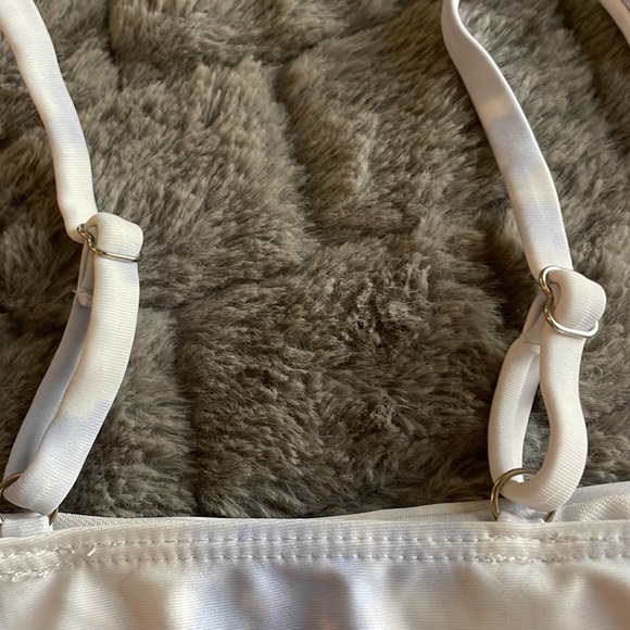 SHEIN Swim Suit Girls - Picture 5 of 5